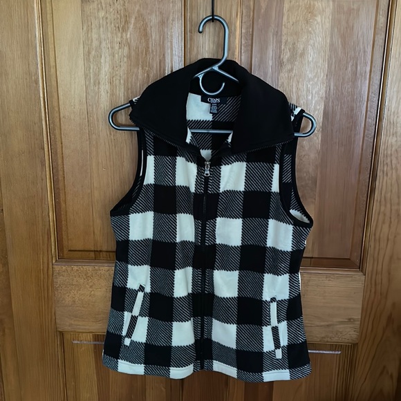 Chaps sport fleece vest. Size medium. - Picture 1 of 5